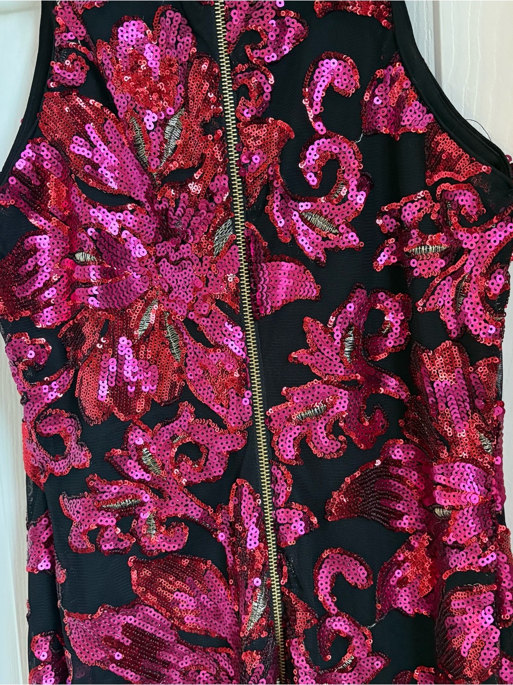 Sparkling Pink Sequin Floral Sheath Dress Caché - Picture 6 of 6